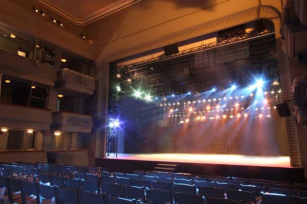 Театр Наций